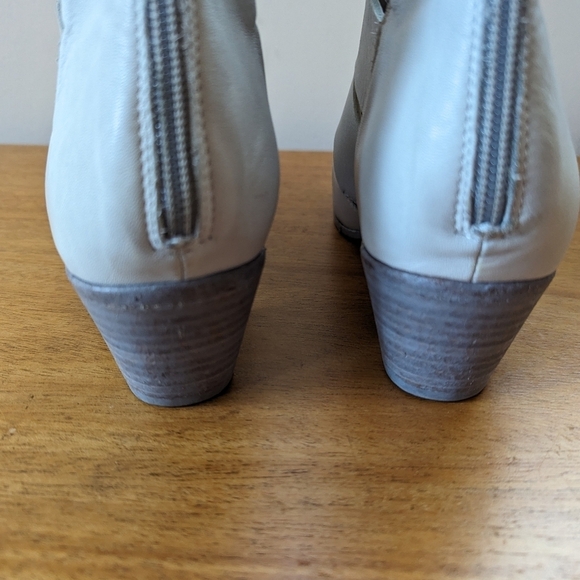 Elana Lachi Leather Western Cut-out Boots Grey Boho - Picture 11 of 16